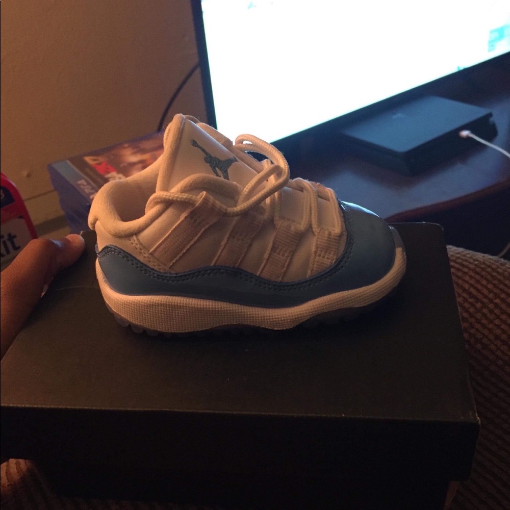 Jordan 11s